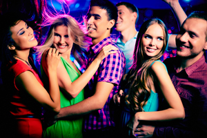 Why Are More Young Swingers Visiting Swinger Clubs? 